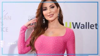 بهوت شورت جريء.. نسرين طافش تثير الجدل بإطلالة مثيرة وجريئة أثناء احتفالها بالكريسماس “صور”