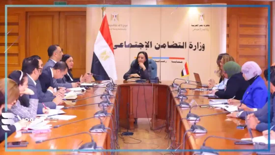 جانب من اجتماع بحث التوسع في منظومة الحضانات والطفولة المبكرة