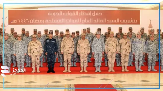 وزير الدفاع الفريق أول عبدالمجيد صقر خلال حفل إفطار القوات الجوية
